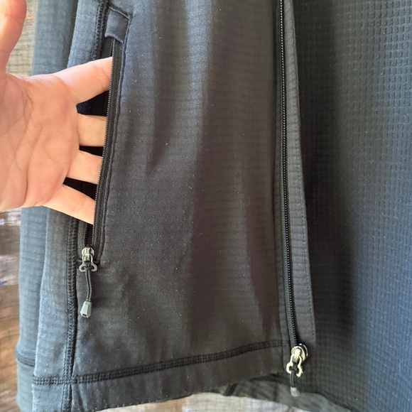 Outdoor Research Vigor Full Zip Hoodie in Black - Picture 6 of 12